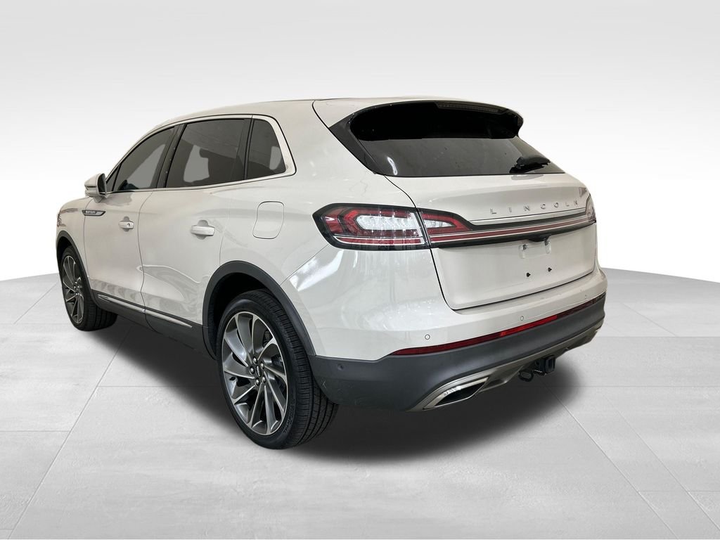 Used 2022 White Lincoln Reserve image 3