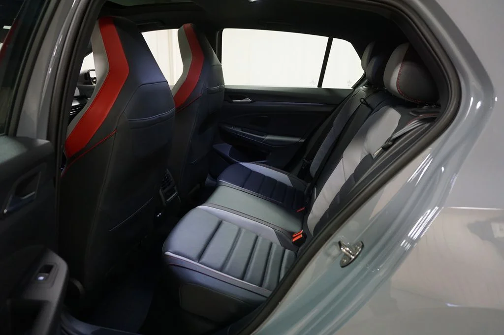 New 2026 Moonstone Gray Volkswagen SE image 12