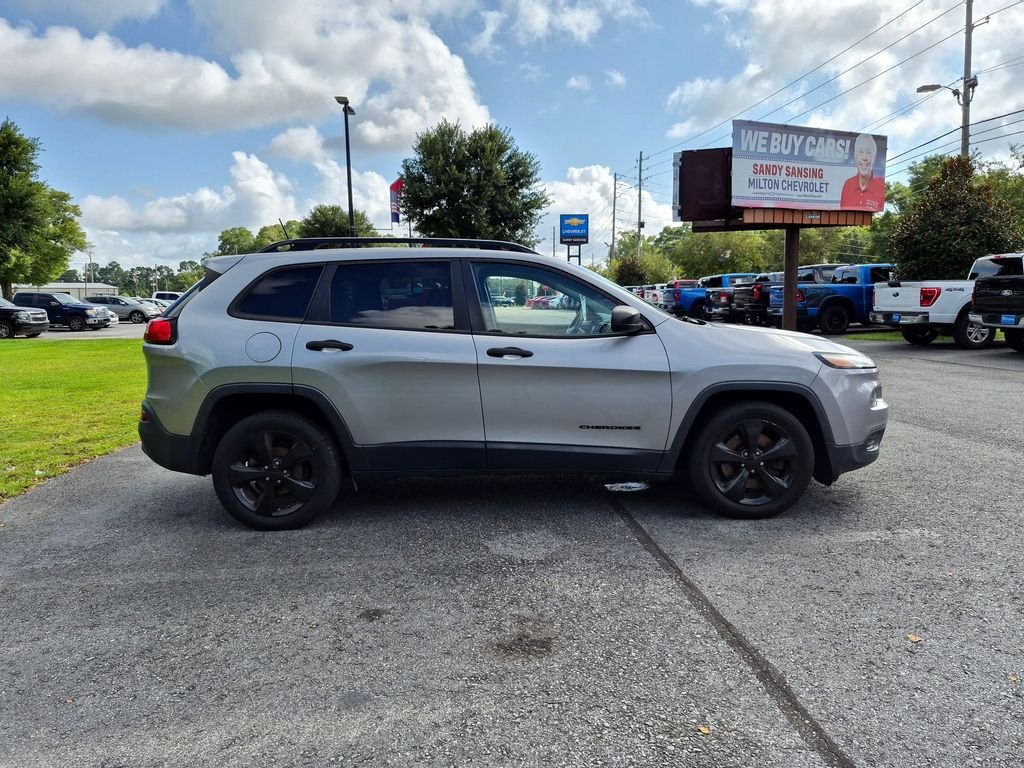 Used 2017 Silver Jeep Sport image 6