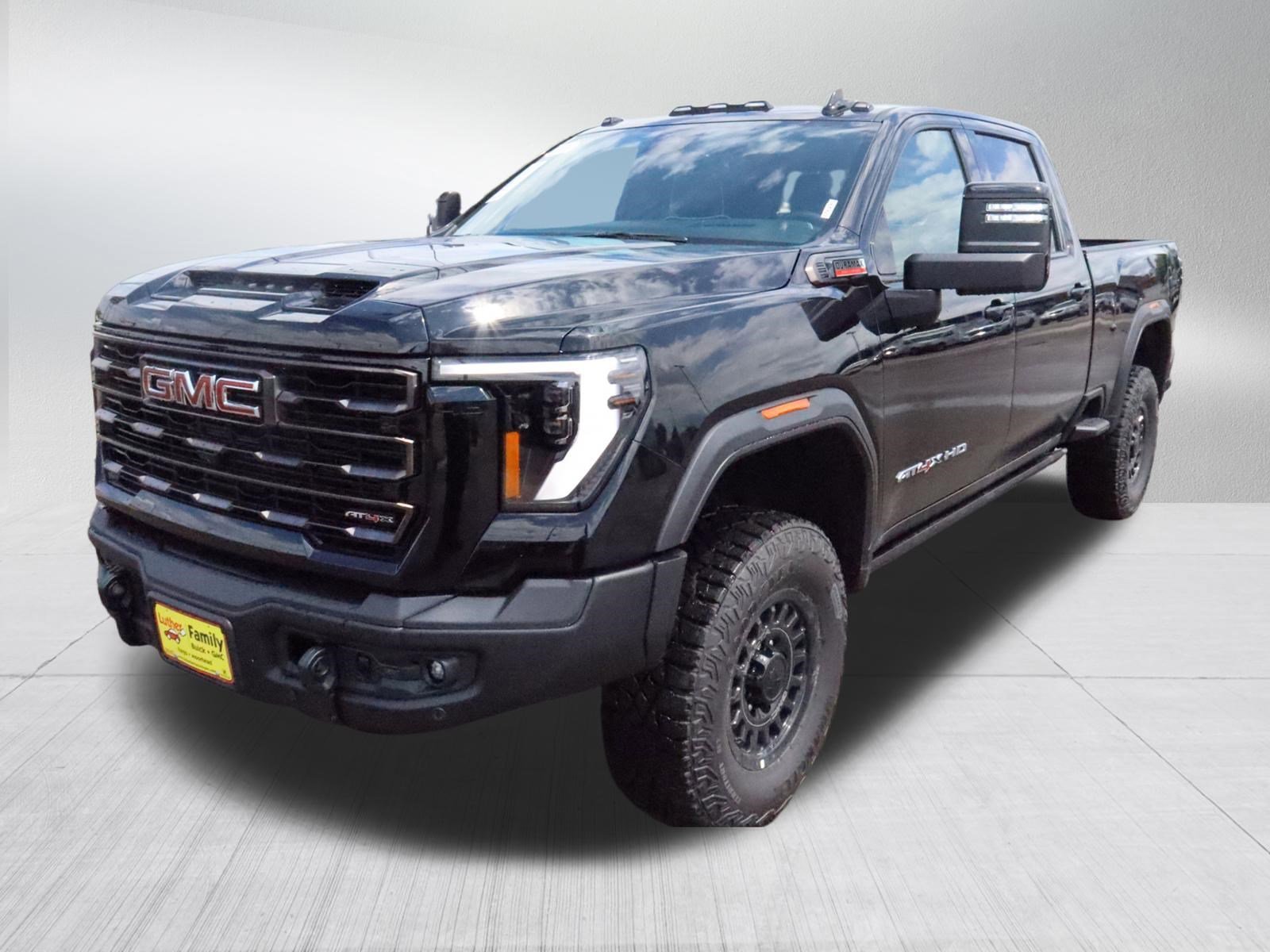 2026 GMC Sierra 2500HD AT4X - Photo 3