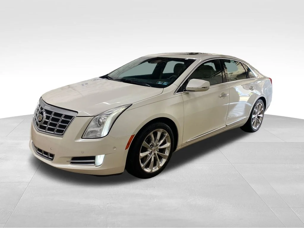 Used 2014 White Cadillac Luxury image 3