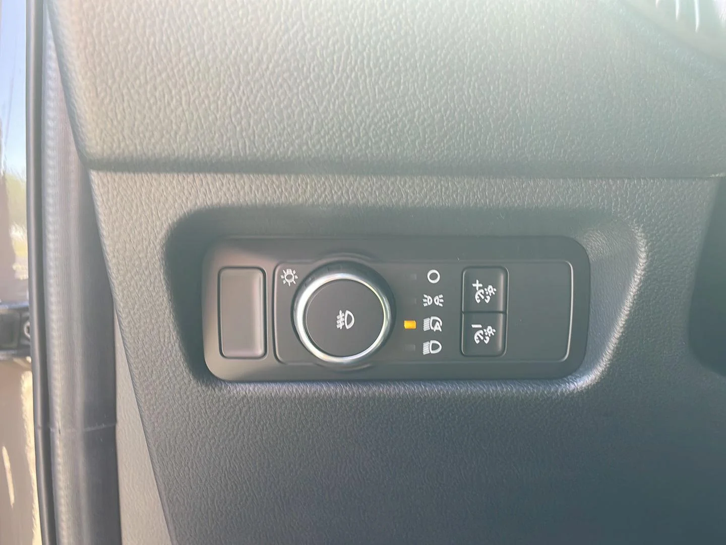 New 2026 Marsh Gray Ford XLT image 14