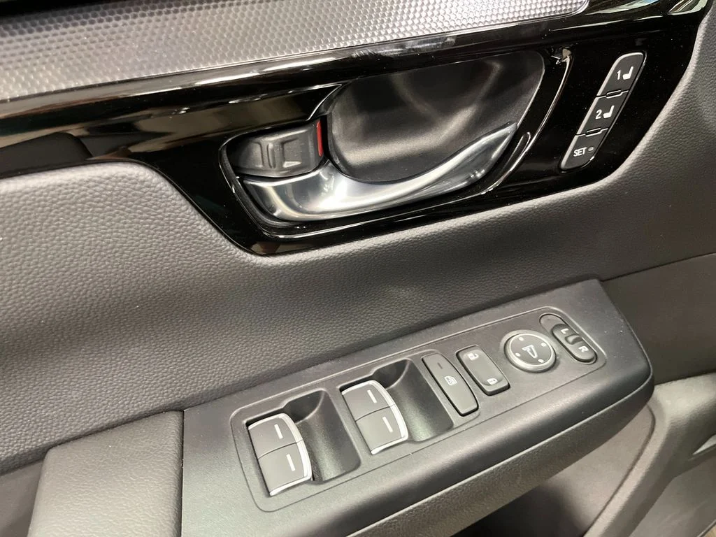 New 2026 Urban Gray Pearl Honda AWD EX-L image 14