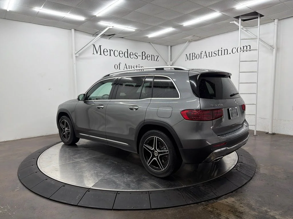 New 2026 Gray Mercedes-Benz GLB 250 image 5