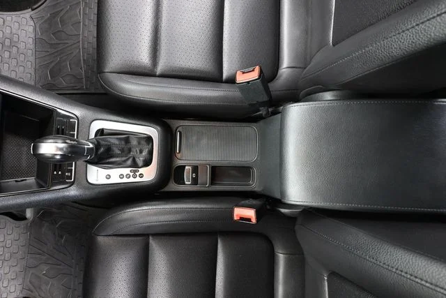 2013 Volkswagen Tiguan SE - Photo 29