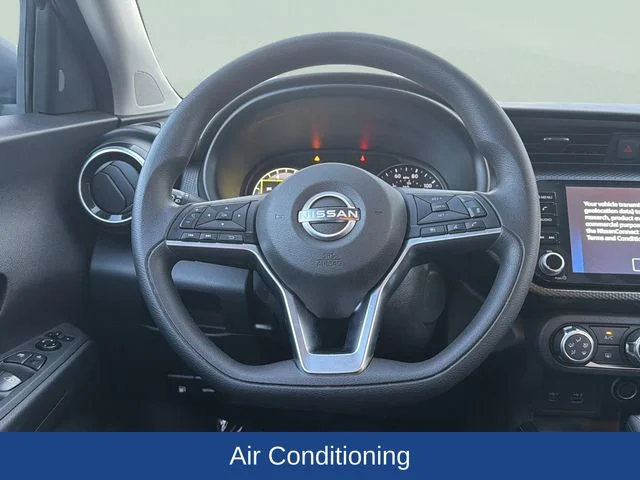 Used 2024 Gray Nissan SV image 8