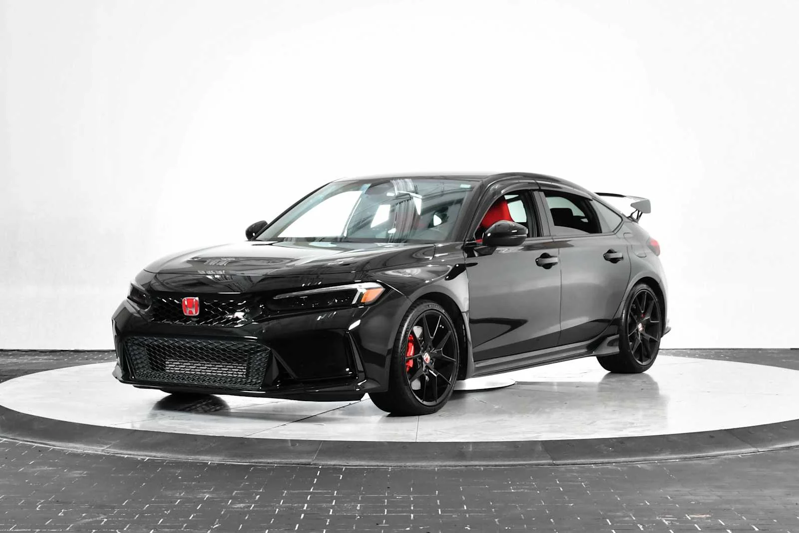 2024 Honda Civic Type-R's photo