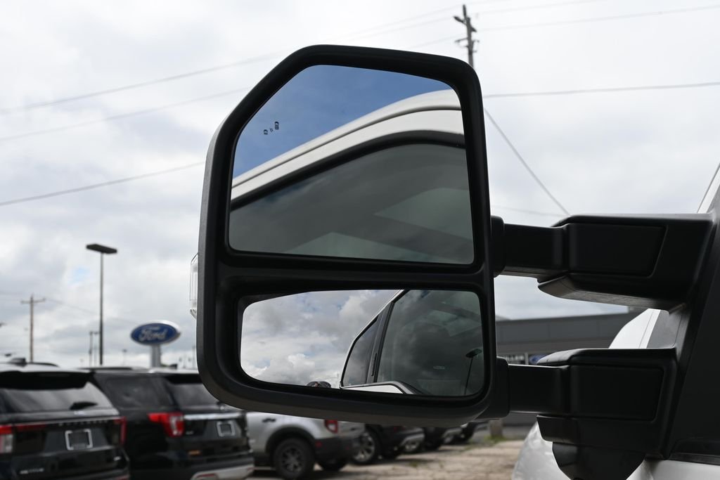 Used 2024 White Metallic Ford Limited image 14