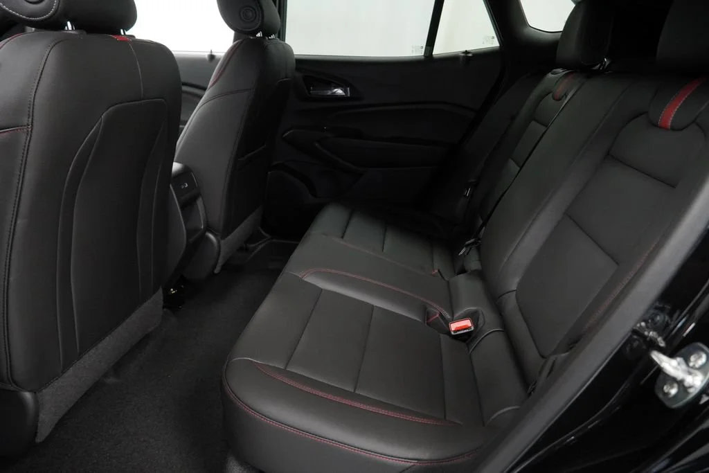 New 2026 Mosaic Black Metallic Chevrolet 2RS image 11