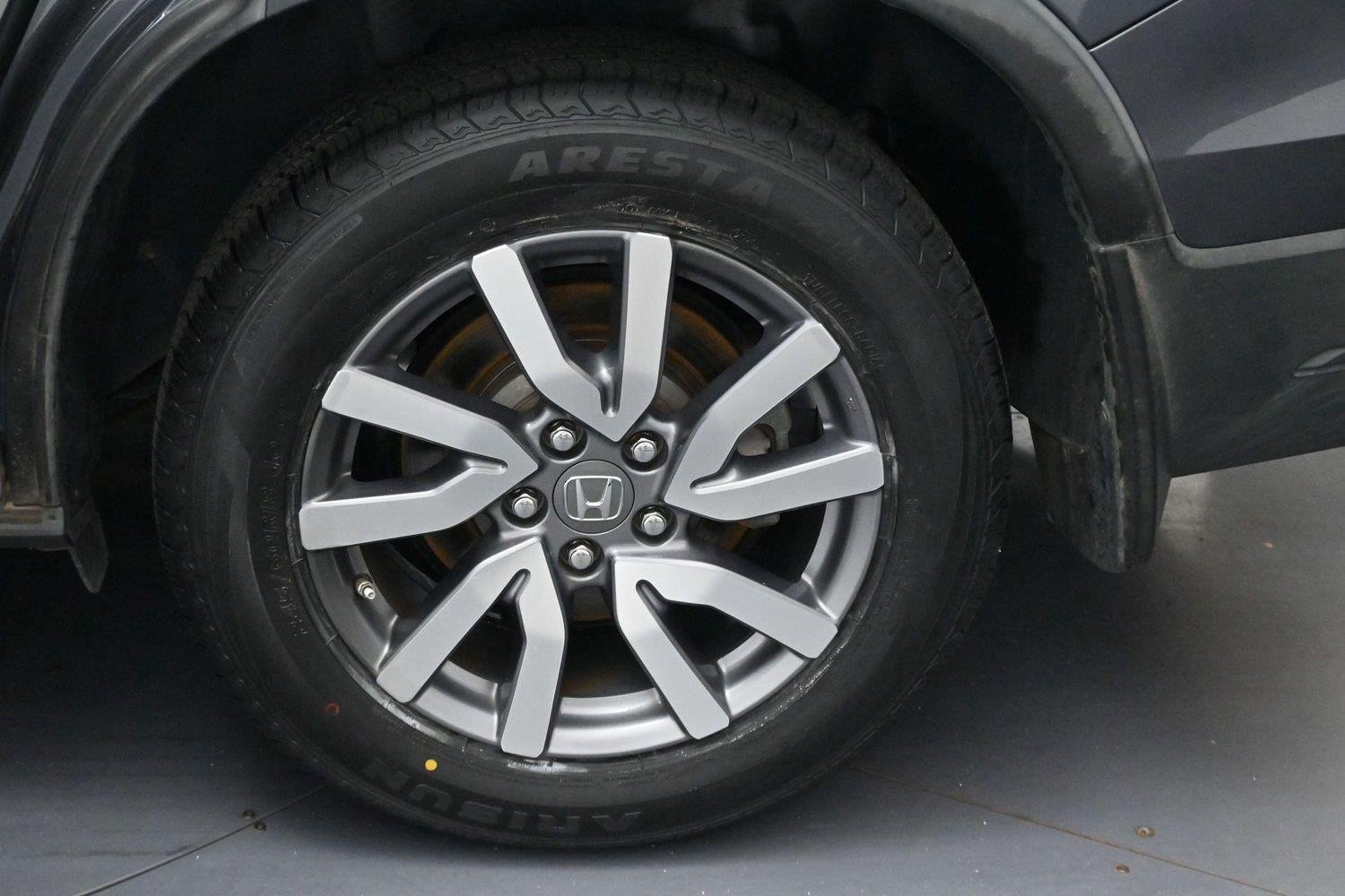 Used 2019 Modern Steel Metallic Honda EX-L image 39