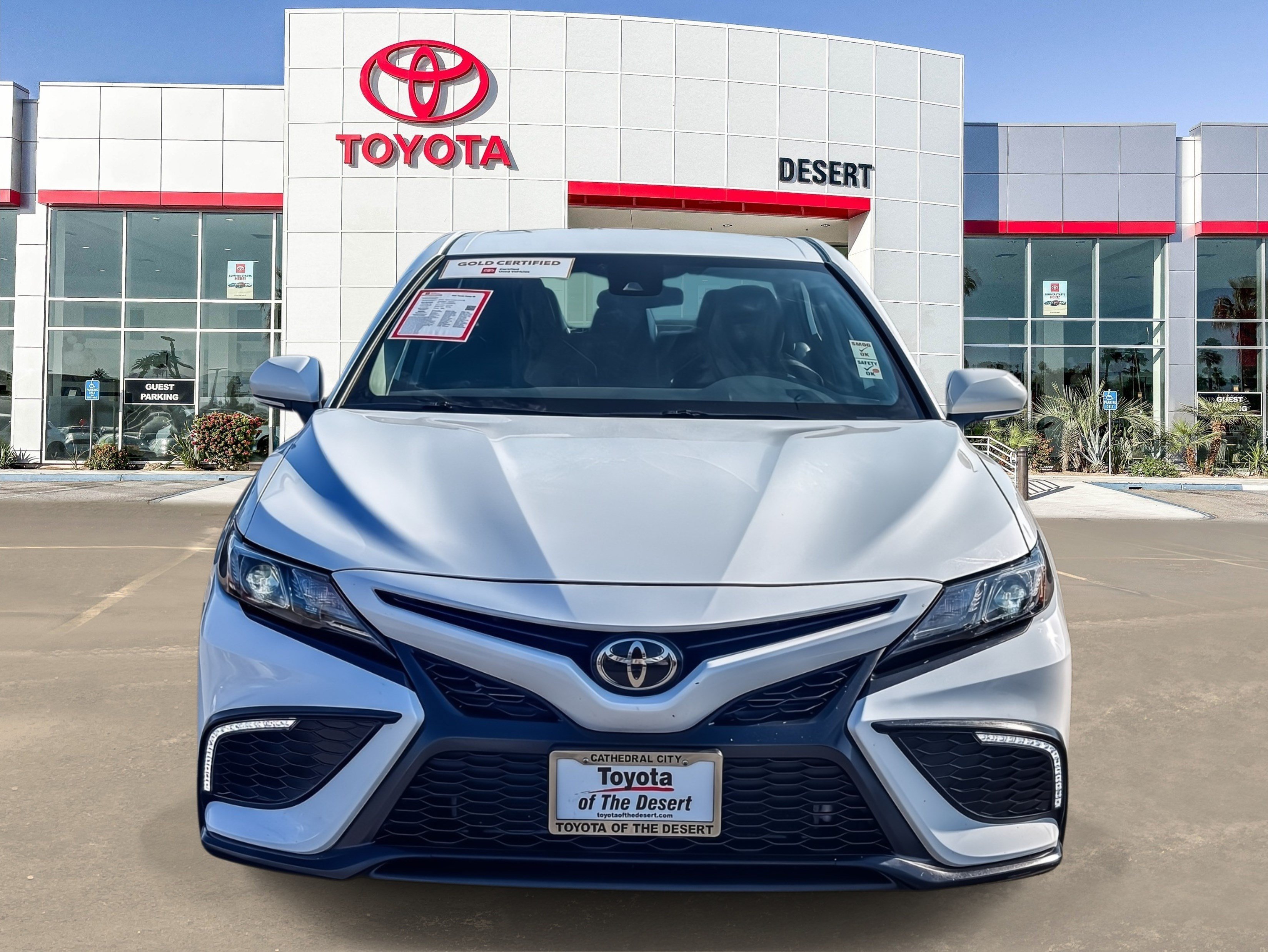 Certified Used 2024 Ice Cap Toyota SE image 2