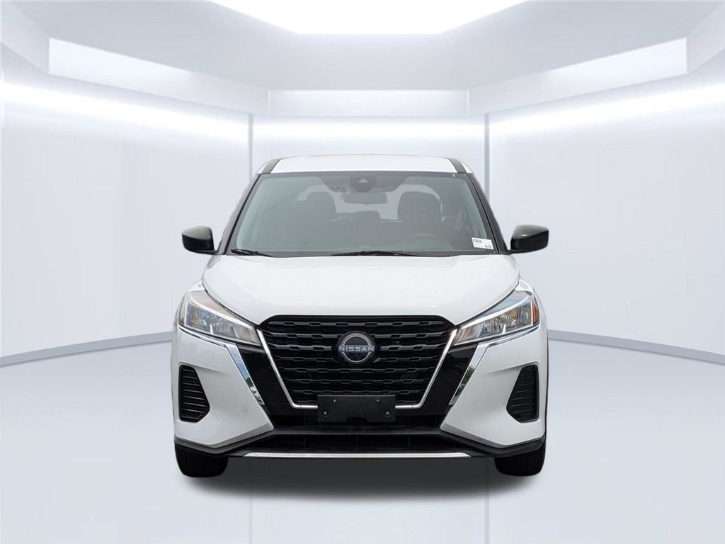 Used 2024 White Nissan S image 12