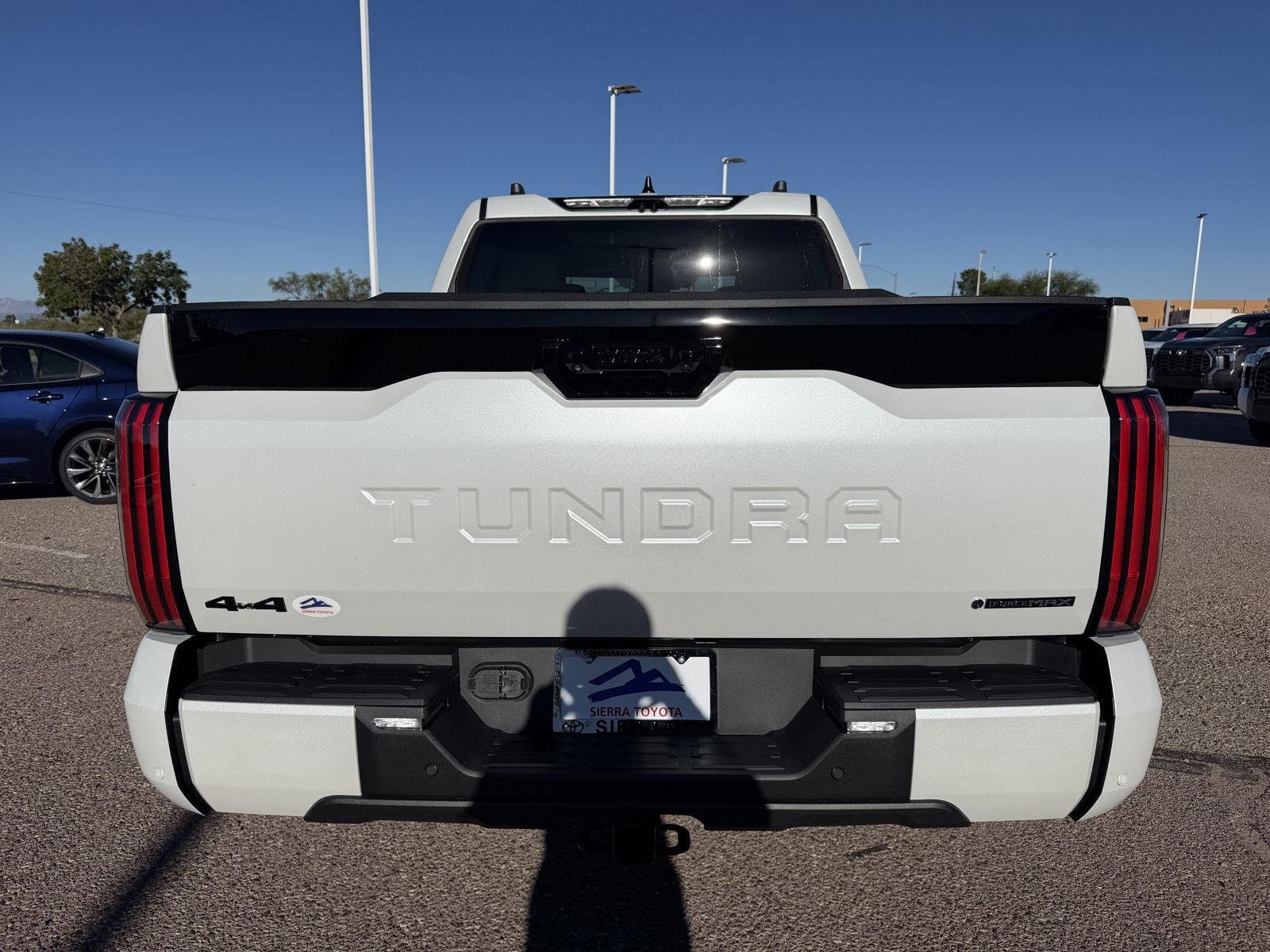 New 2026 Wind Chill Pearl <sup>1</sup> Toyota Tundra Platinum image 4