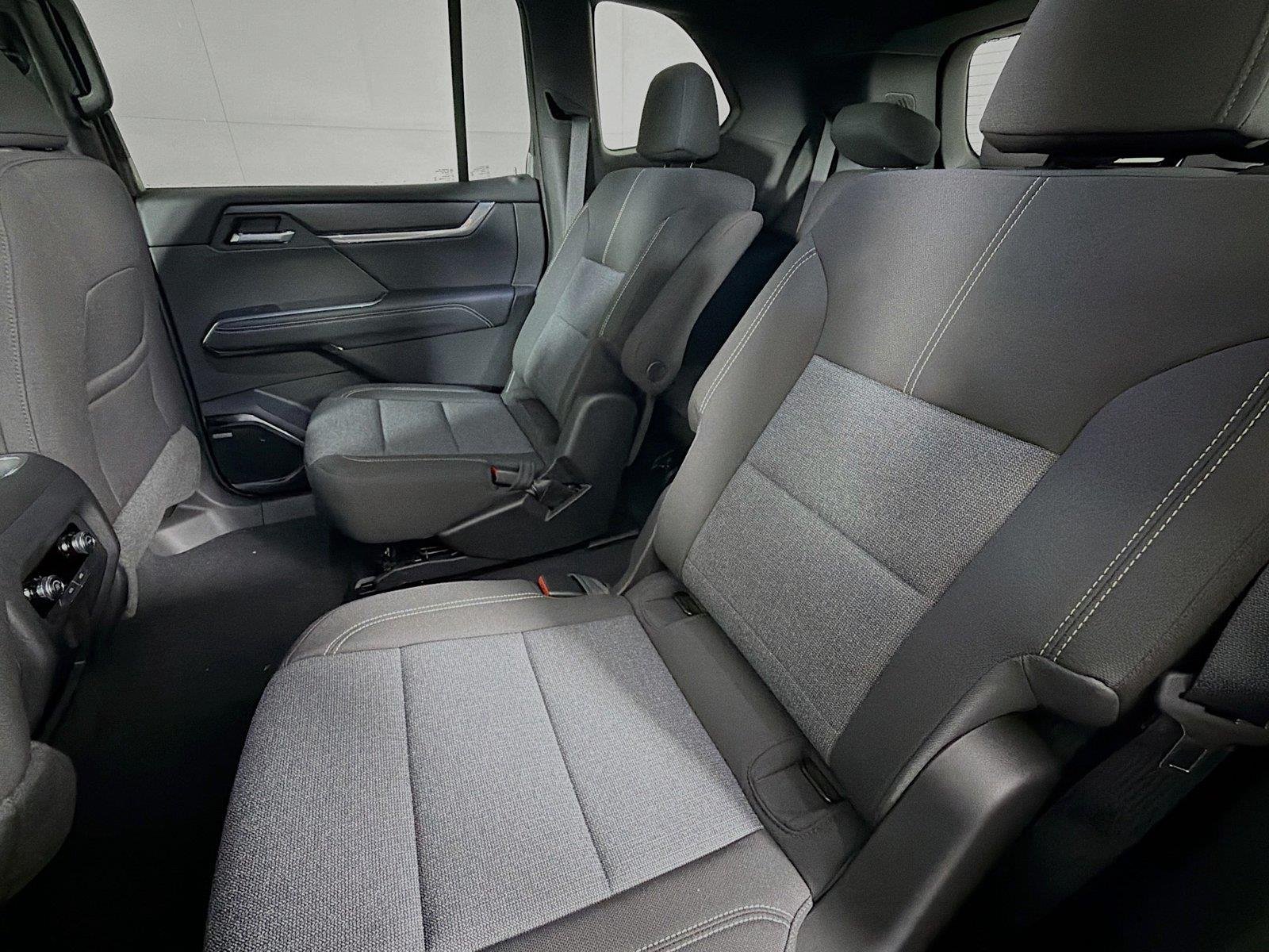 2026 GMC Acadia Elevation - Photo 26