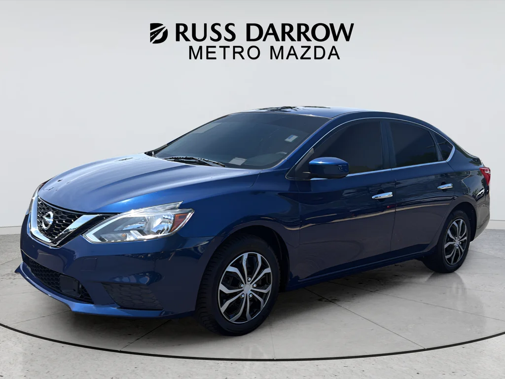 Used 2019 Blue Nissan S image 1