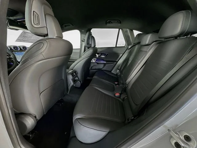 Used 2026 Gray Mercedes-Benz GLC 300 image 24