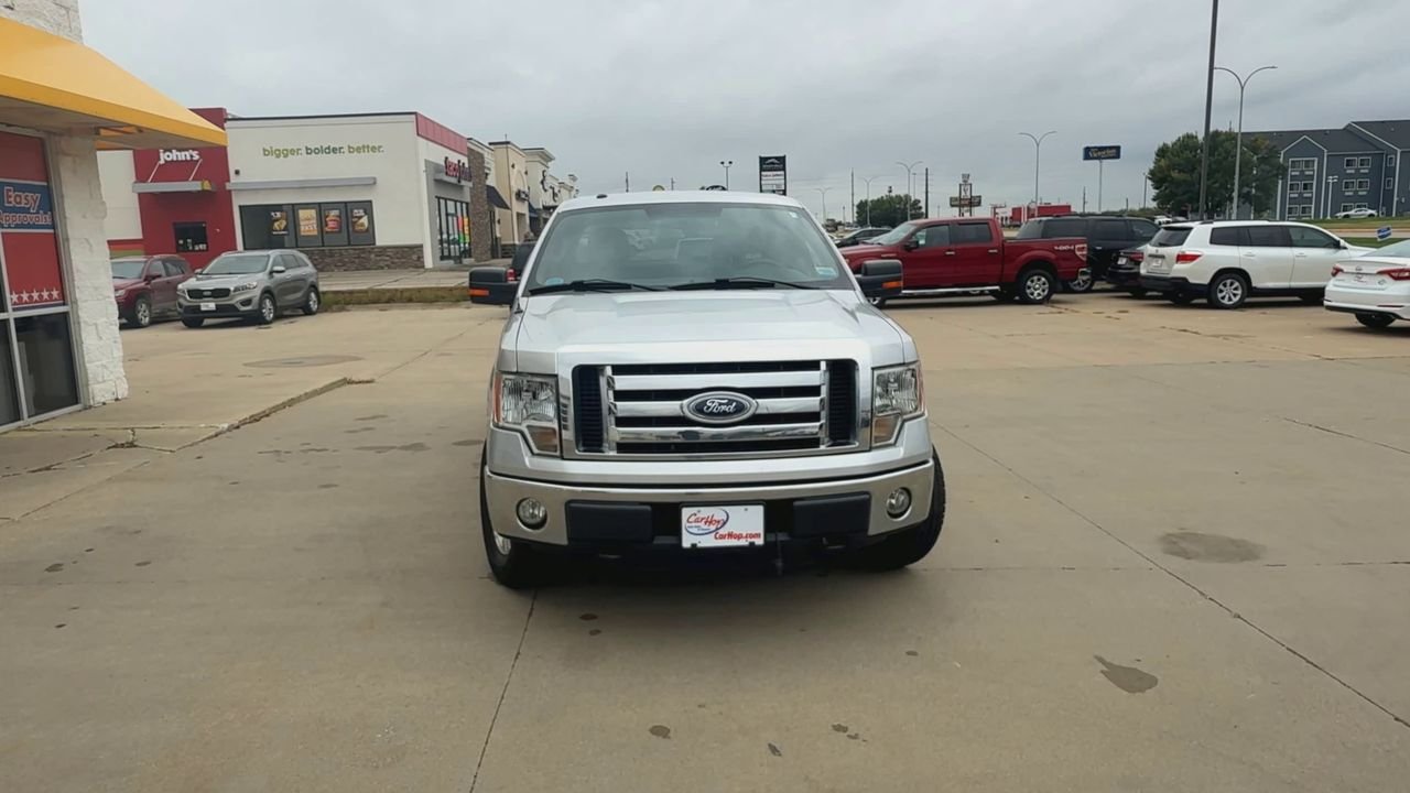 2010 Ford F-150 XLT photo 2