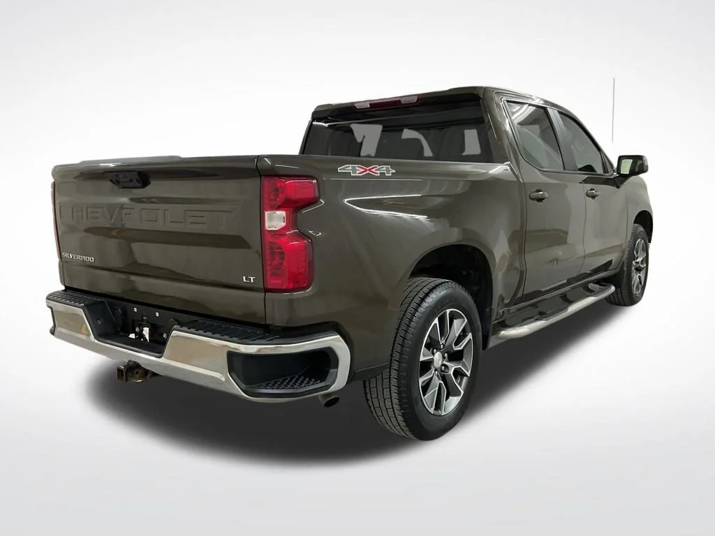 Used 2023 Bronze Metallic Chevrolet LT image 3