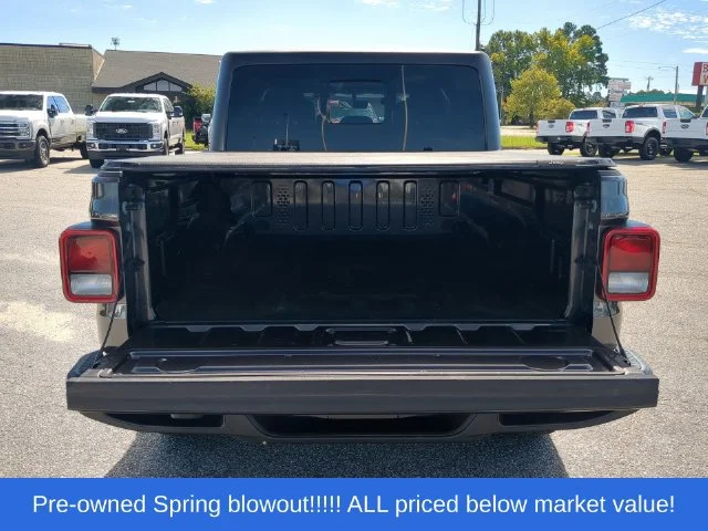Used 2021 Gray Jeep Sport image 38