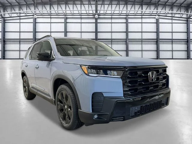 New 2026 Sonic Gray Pearl Honda Black Edition image 9