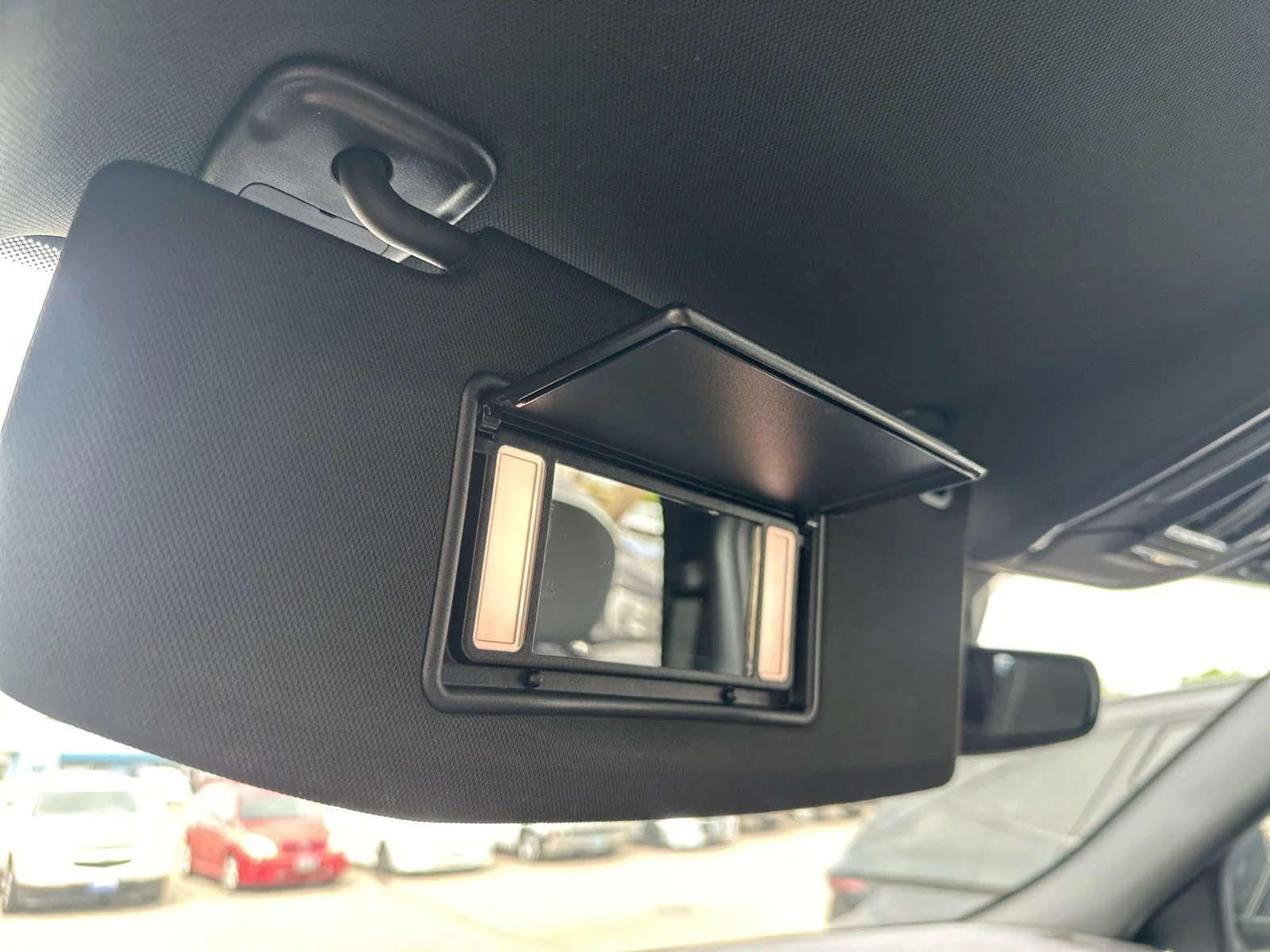 Used 2024 Black Jeep Laredo image 63