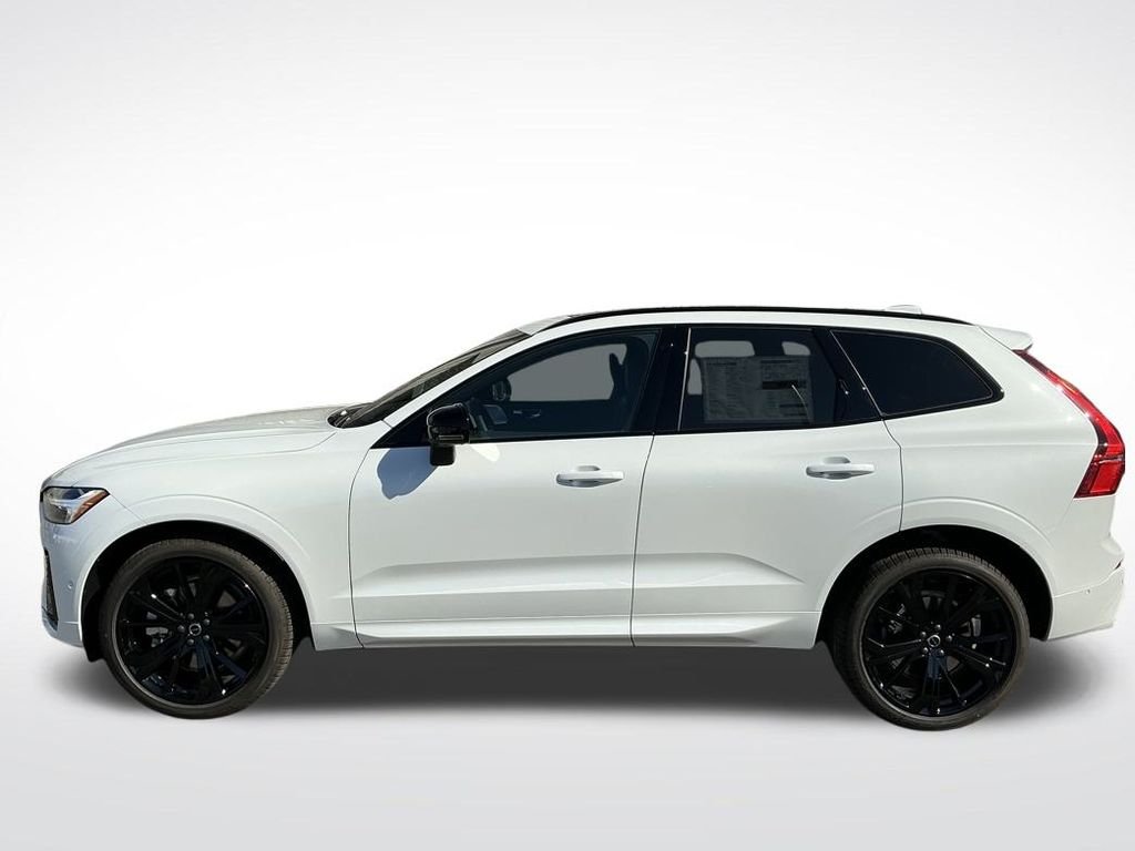 New 2026 Volvo XC60 B5 Ultra Black Edition 4D Sport Utility in