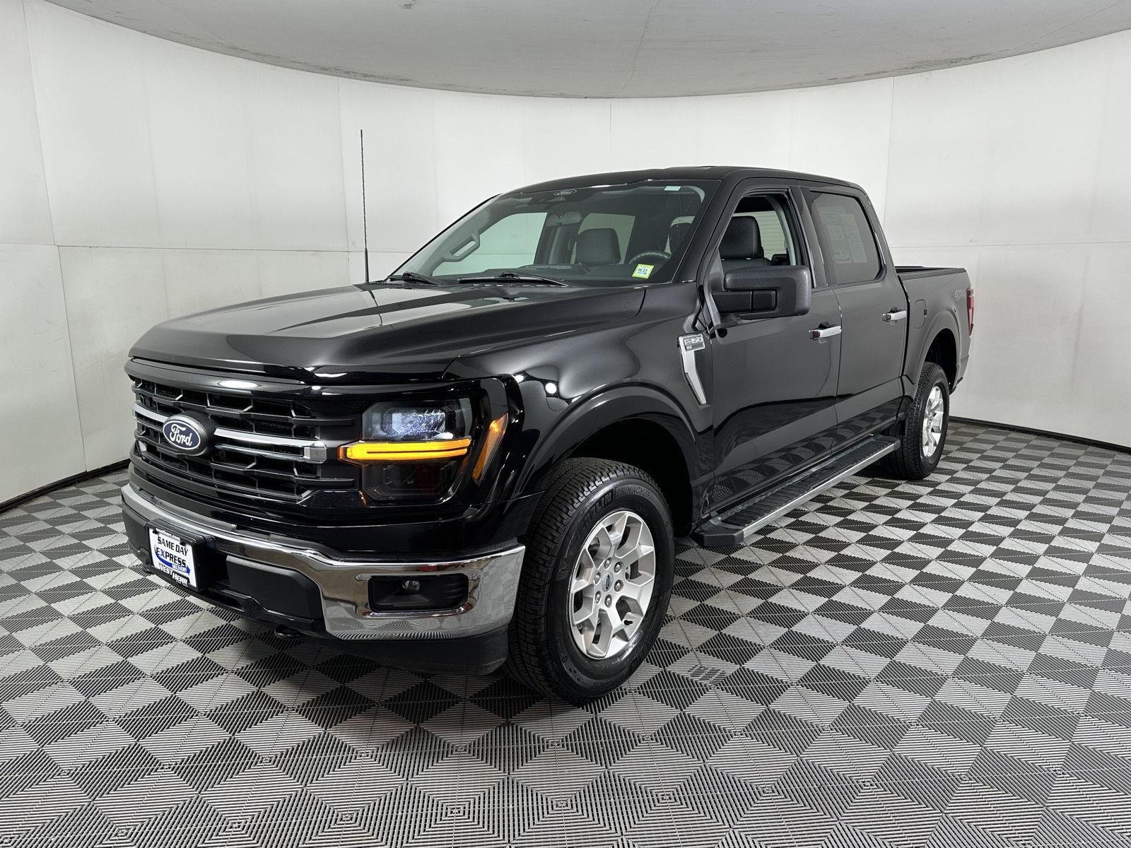 Used 2025 Agate Black Ford XLT image 10