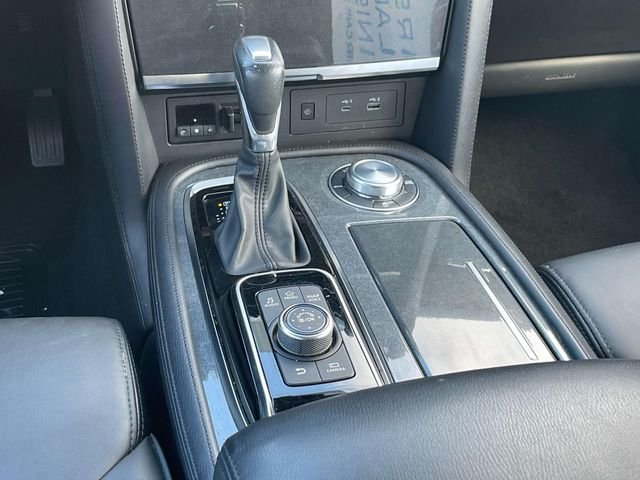 Used 2024 Gray Nissan SV image 16