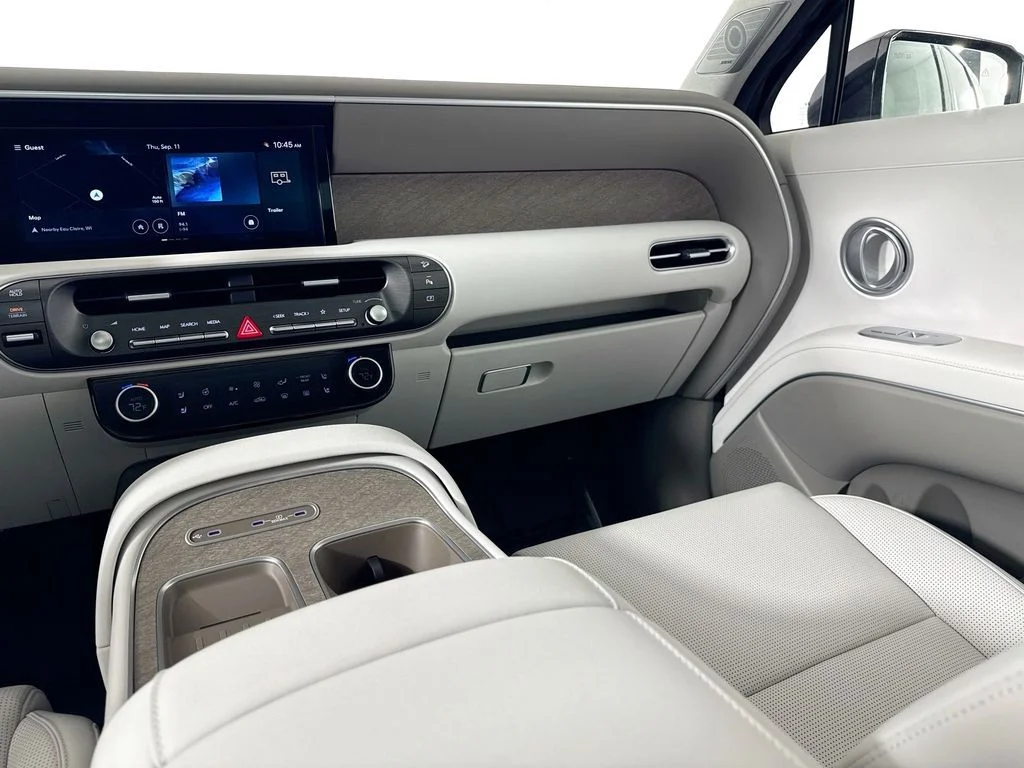 New 2026 Black Hyundai Limited image 9