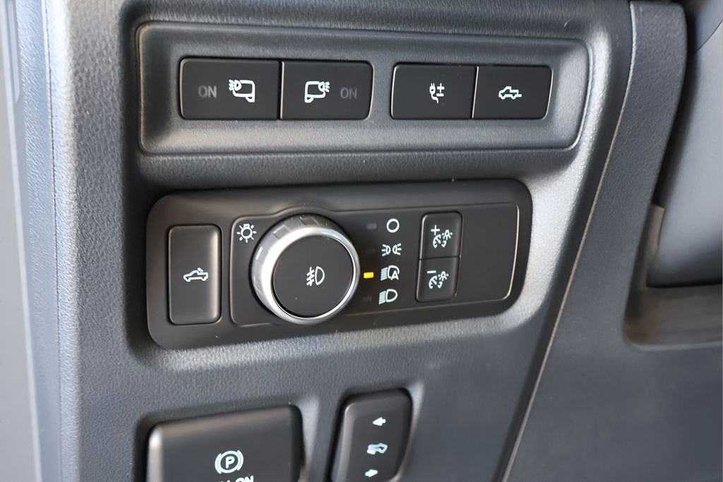 Used 2021 Black Ford Lariat image 20