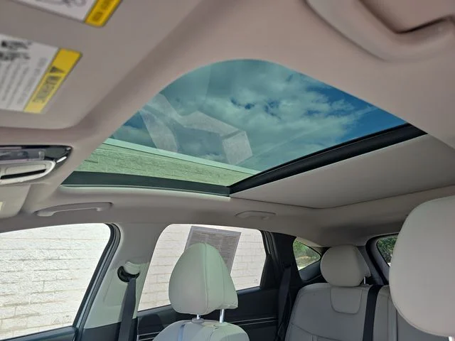 Used 2022 Gray Hyundai Limited image 15
