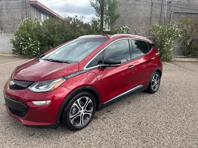 Used 2017 Cajun Red Tintcoat Chevrolet Premier image 1