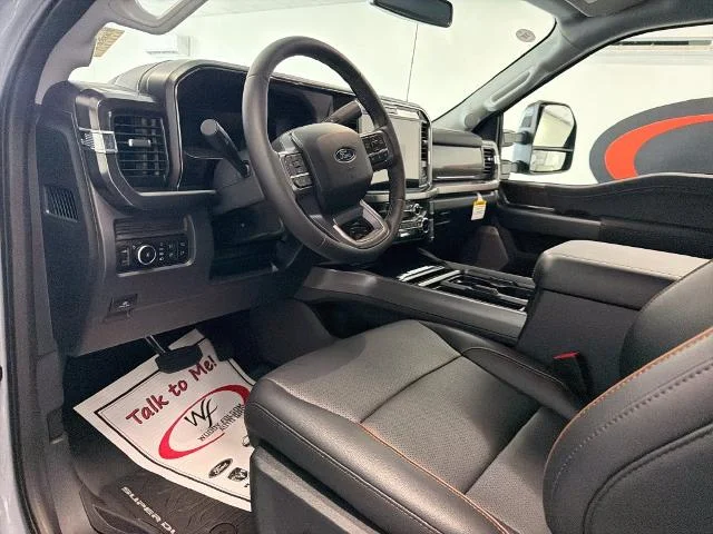 New 2027 Glacier Gray Metallic Tri-Coat Ford F-250® Lariat® image 30