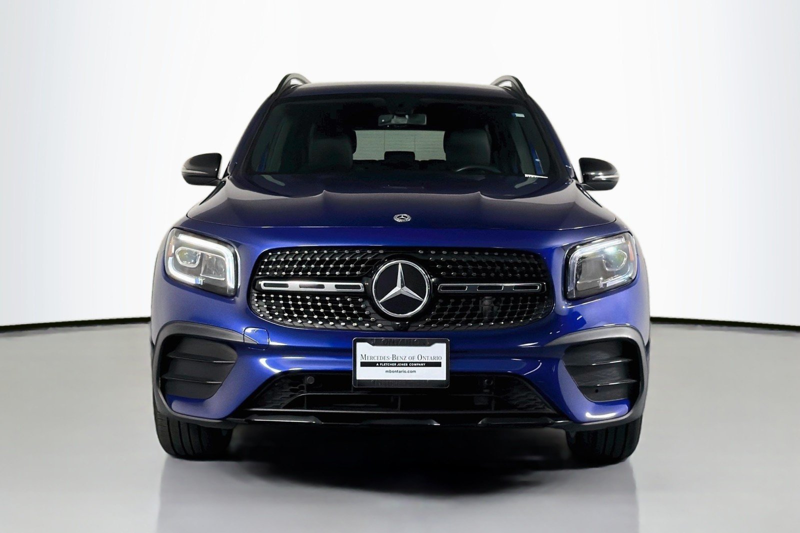 Used 2020 Galaxy Blue Metallic Mercedes-Benz 250 image 2