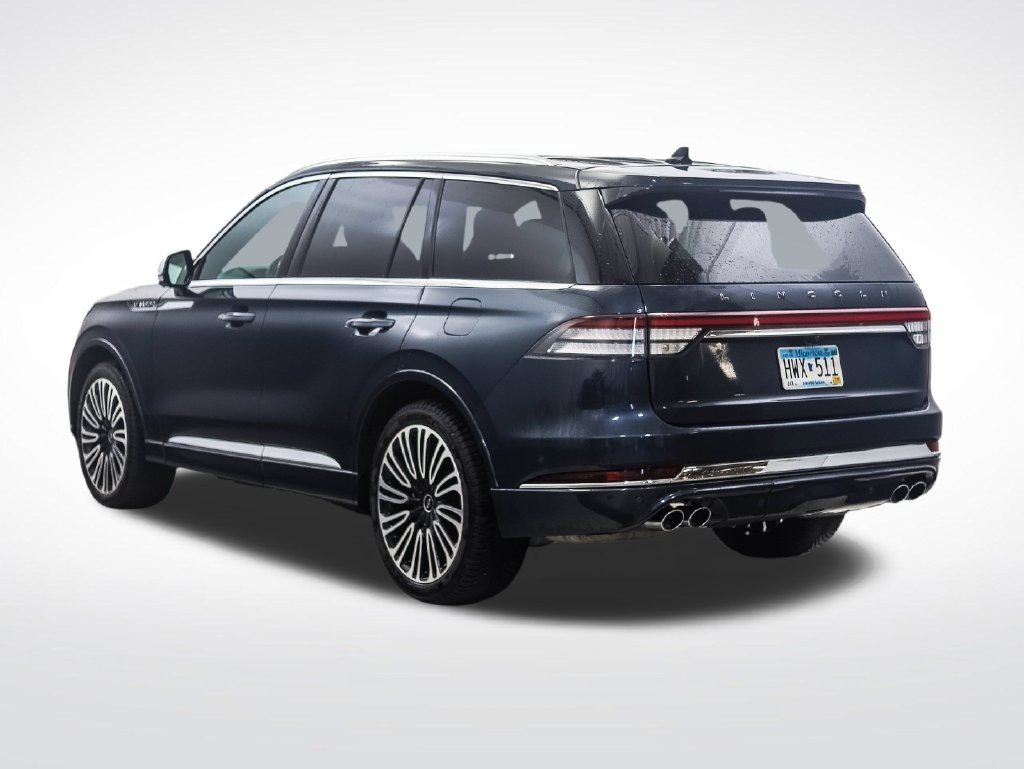 Used 2022 Blue Metallic Lincoln Black Label image 3
