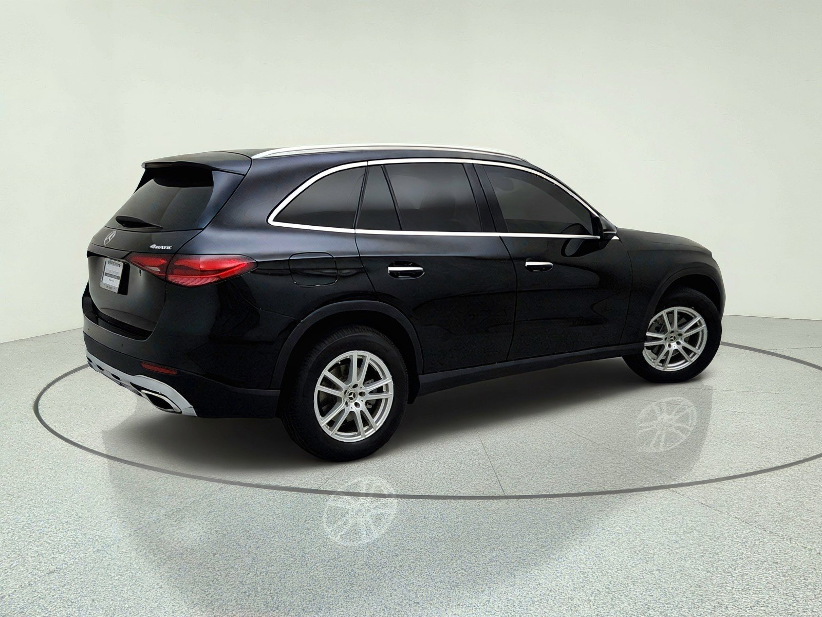 Certified Used 2023 Black Mercedes-Benz GLC 300 image 8