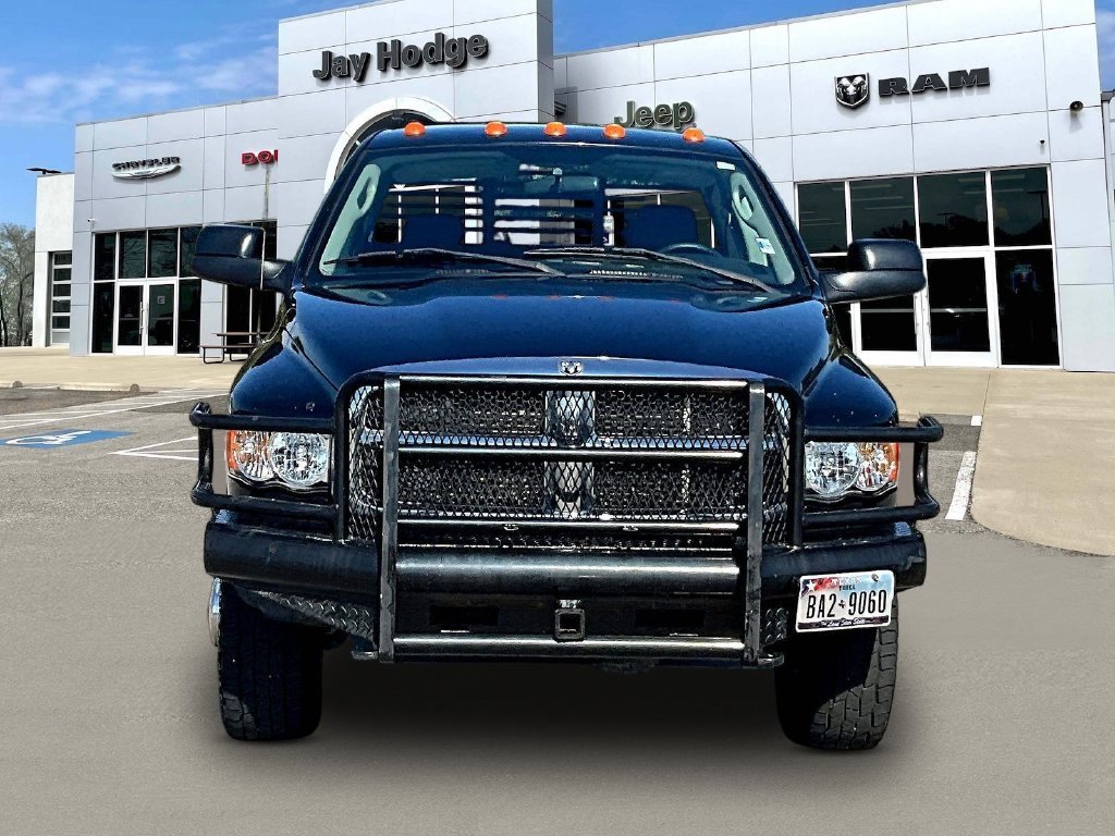 Used 2004 Black Dodge SLT image 2