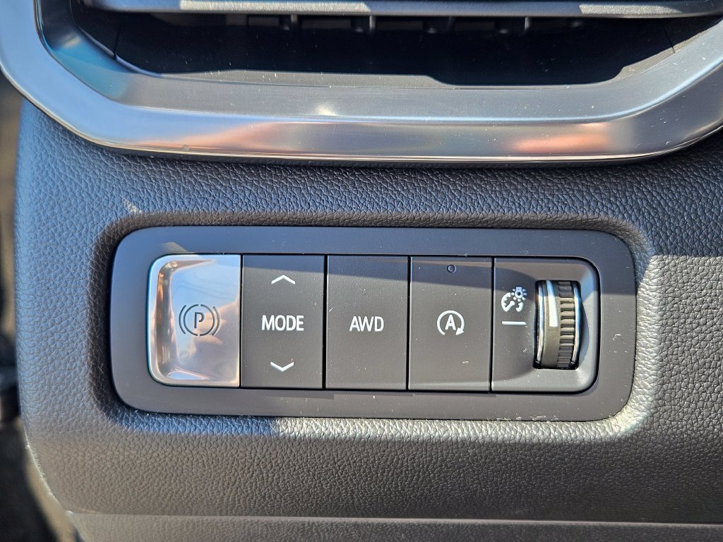 2024 GMC Acadia AT4 - Photo 30