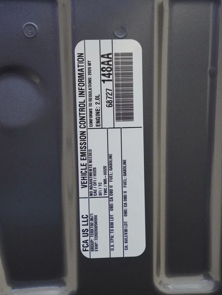 New 2026 Baltic Gray Metallic Clear-Coat Exterior Paint Jeep Altitude image 36