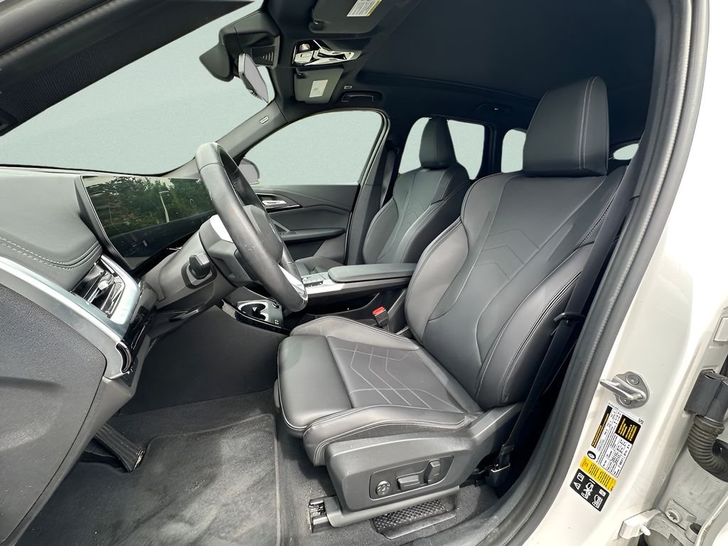 Certified Used 2023 White BMW xDrive28i image 11