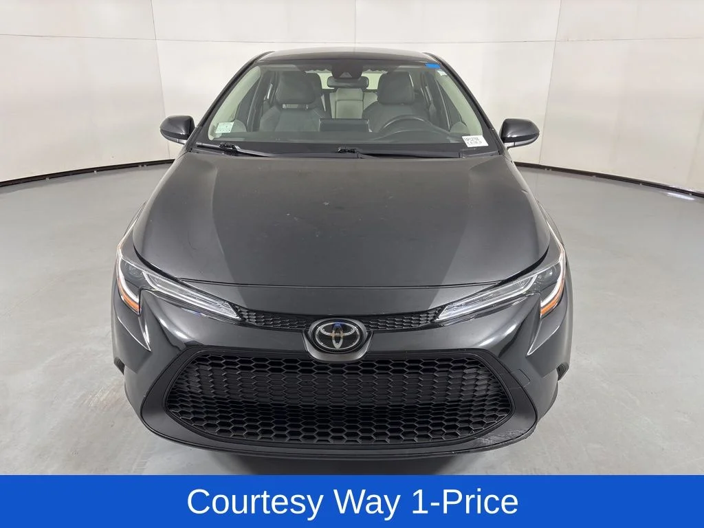 Used 2020 Black Toyota LE image 4