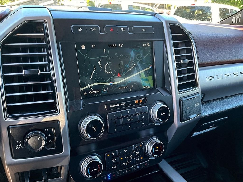 Used 2019 Black Ford Platinum image 16