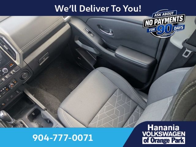 Used 2025 White Nissan SV image 17