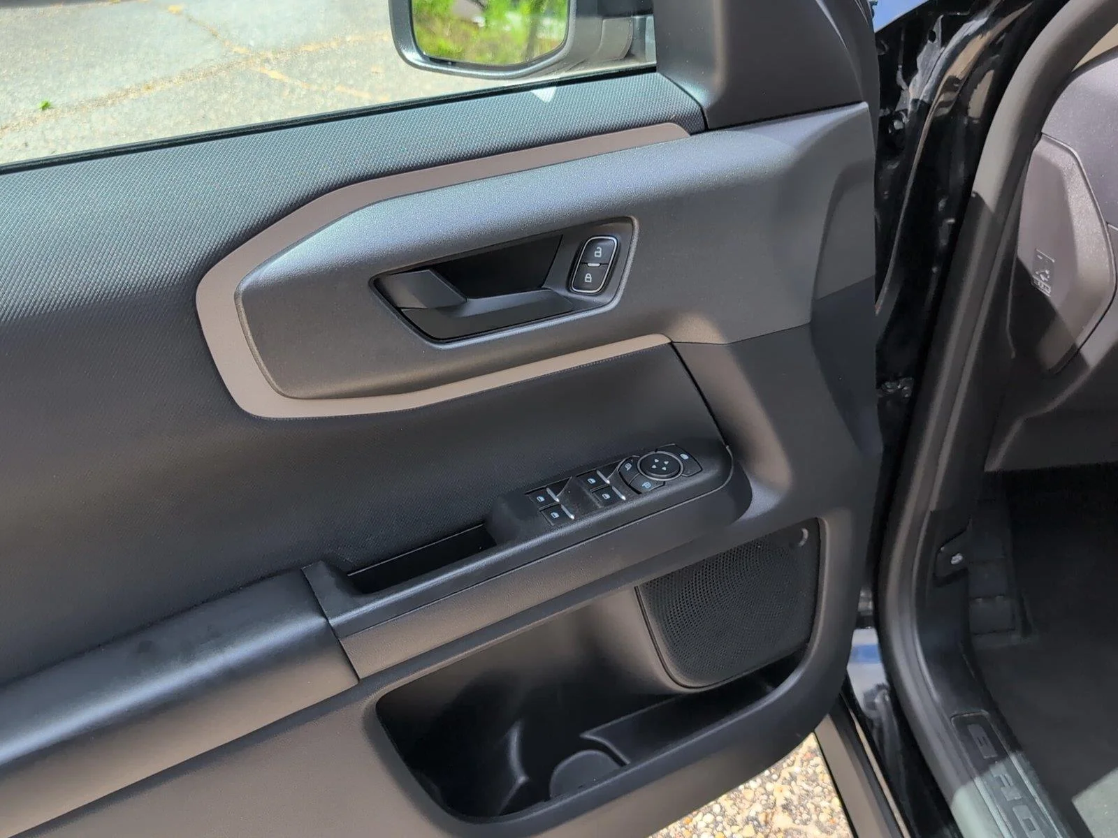 Used 2025 Shadow Black Ford Big Bend image 12