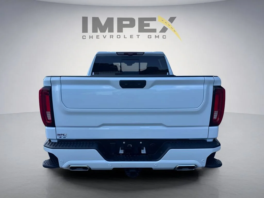 Used 2026 Glacier White Tricoat GMC Denali Ultimate image 5