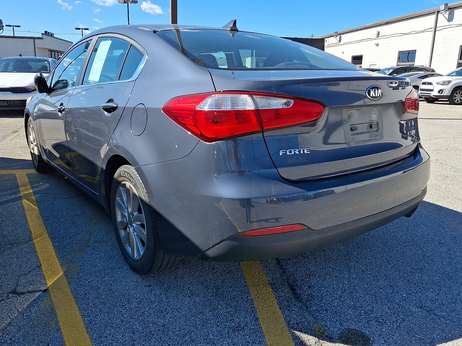 Used 2015 Blue Kia EX image 4