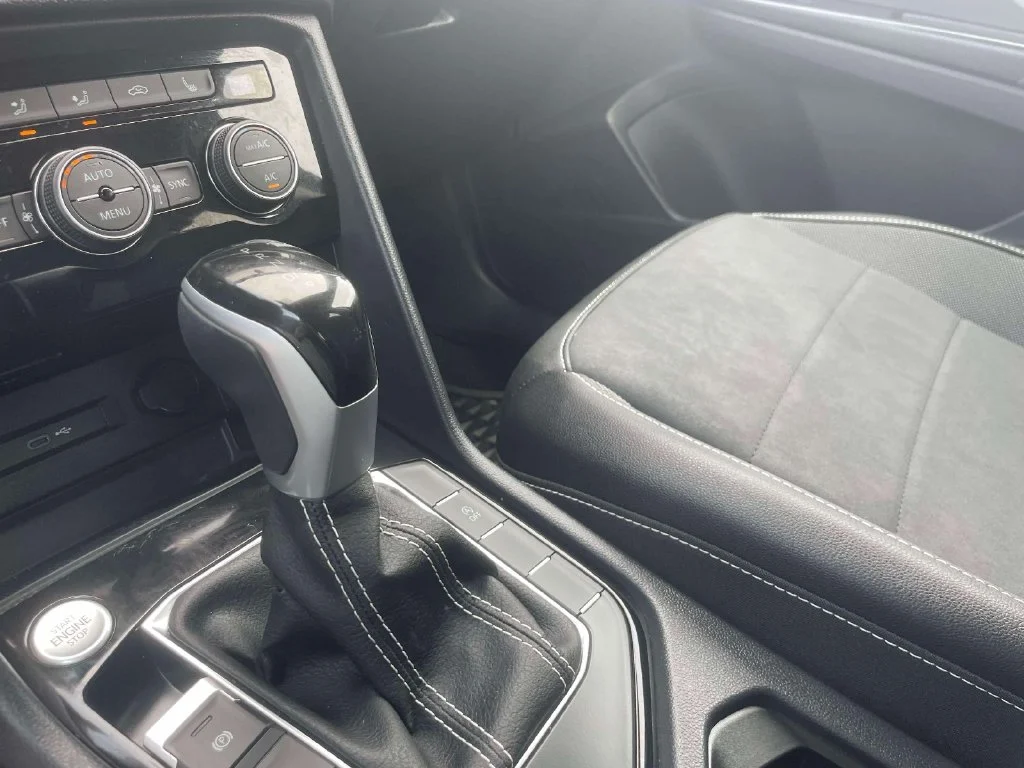 Used 2024  Volkswagen 1.5T SE image 31