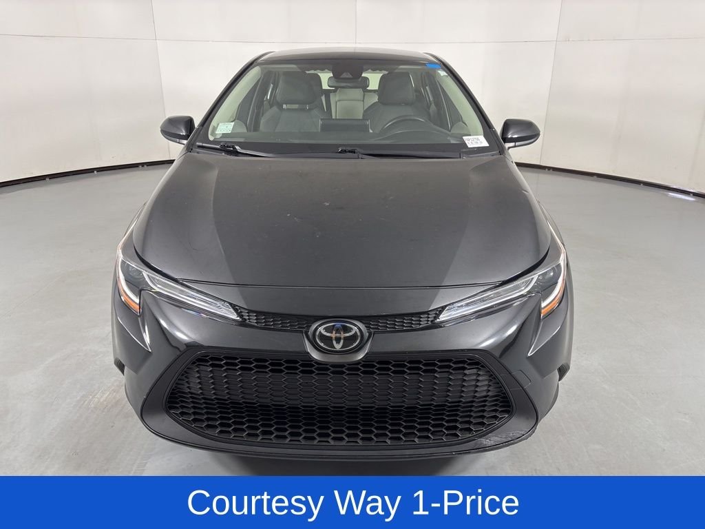 Used 2020 Black Toyota LE image 4
