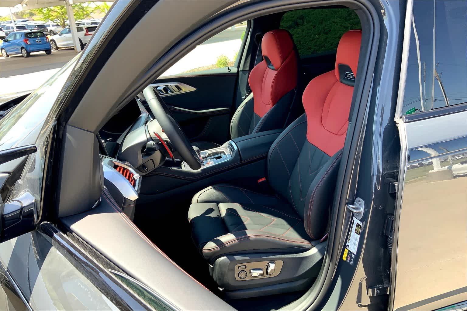 2025 BMW XM Label Red - Photo 9