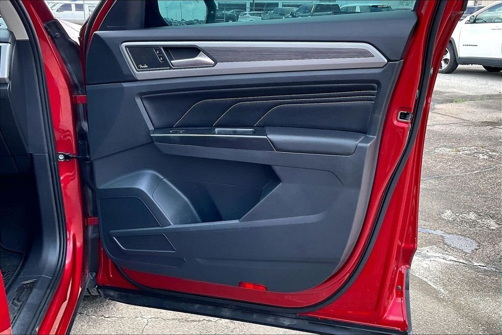 Certified Used 2021 Aurora Red Metallic Volkswagen SEL Premium image 29
